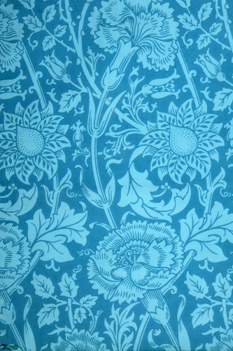 Blue patterned wallpaper
